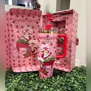 Stanley Pink Strawberry Shortcake Tumbler